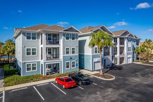 The Point at Bella Grove in Sarasota, FL - Building Photo