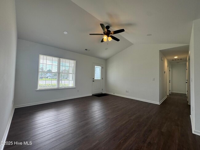 2604 Larne Ct in Wilmington, NC - Building Photo - Building Photo