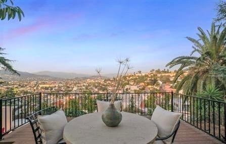1347 Cambridge Dr, Unit 1347 in Glendale, CA - Building Photo - Building Photo