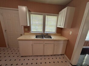 7330 Kimberly Ave in Birmingham, AL - Building Photo - Building Photo