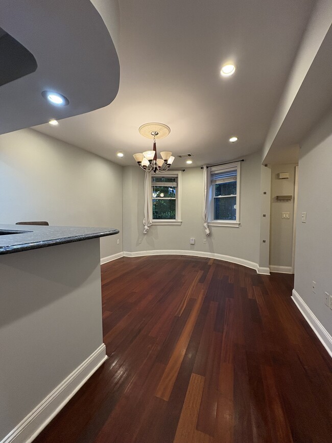 106 E Brookline St, Unit 1