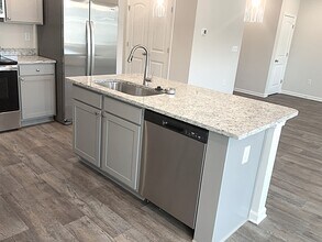 3260 Emberly Dr in Roebuck, SC - Foto de edificio - Building Photo