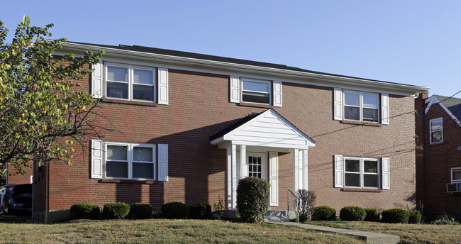 Deer Park Apartments in Cincinnati, OH - Building Photo - Building Photo