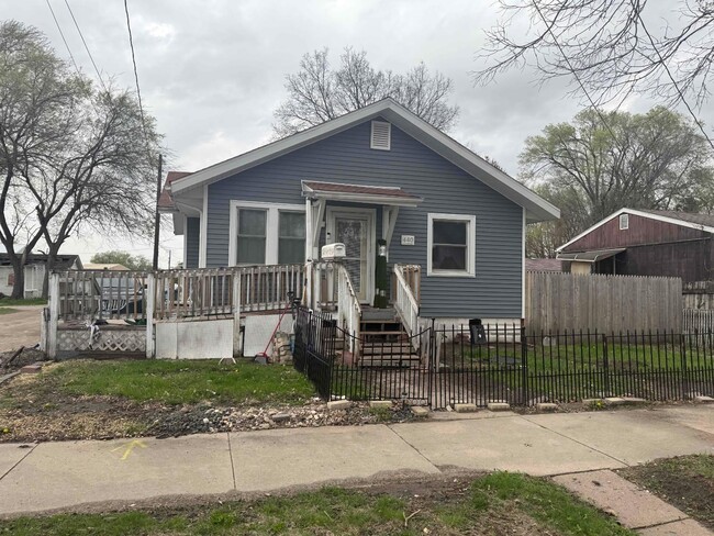 property at 440 Dawson St
