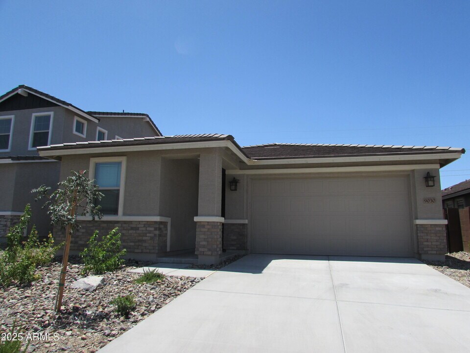 9030 S 169th Dr in Goodyear, AZ - Building Photo