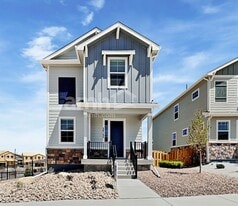 26195 E Calhoun Pl in Aurora, CO - Building Photo