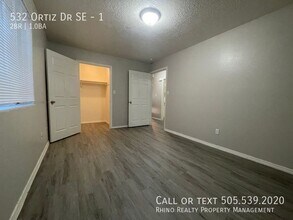 532 Ortiz Dr SE in Albuquerque, NM - Building Photo - Building Photo