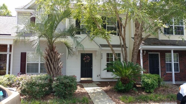 property at 8004 Shadow Oak Dr