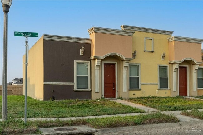 3151 Regal Dr in Edinburg, TX - Building Photo - Building Photo