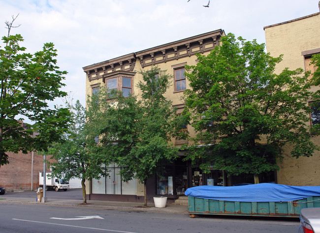 137 4th St in Troy, NY - Building Photo - Building Photo