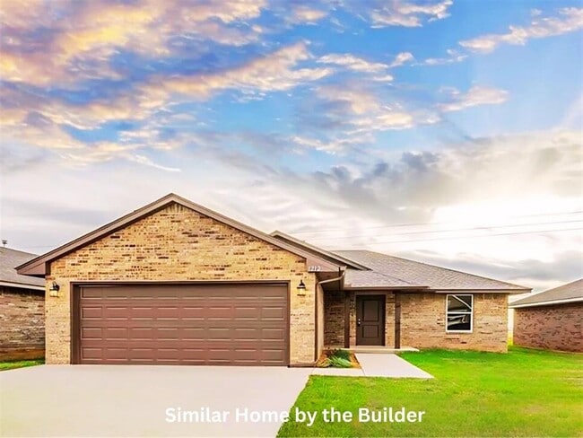 property at 1702 Highland Loop