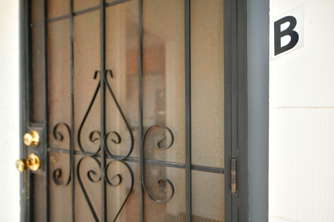 property at 2721 California St