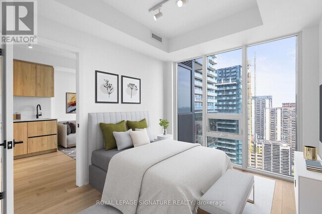 117 Broadway Ave in Toronto, ON - Building Photo - Building Photo