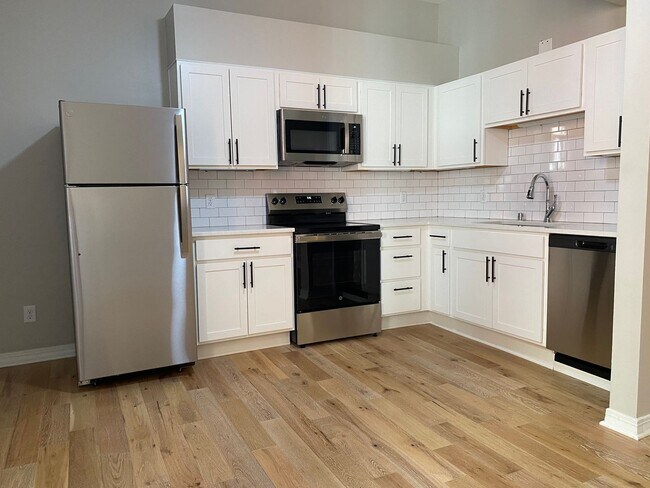 212 W Lee St in Louisville, KY - Building Photo - Building Photo