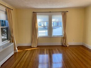 28 Theresa Ave in Lexington, MA - Building Photo - Building Photo