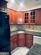 747 Seawall Rd in Essex, MD - Foto de edificio - Building Photo