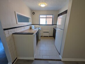 2500 Boudinot Ave in Cincinnati, OH - Building Photo - Building Photo