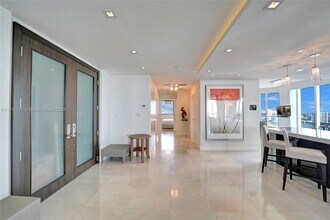 17875 Collins Ave in Sunny Isles Beach, FL - Building Photo - Building Photo