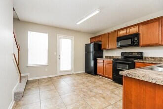 8029 Logan Dr in La Vergne, TN - Building Photo - Building Photo