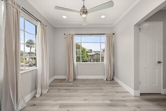 35-35 Kennebec Ave in Long Beach, CA - Building Photo - Building Photo