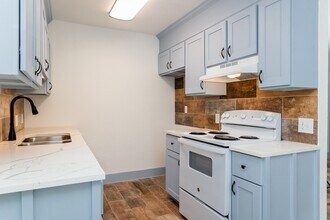 811 Matchett St in Brenham, TX - Building Photo - Building Photo