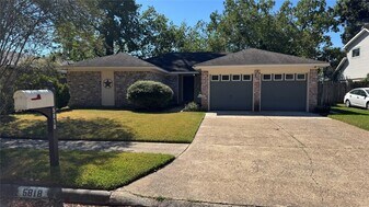 5818 Culross Cl in Humble, TX - Building Photo