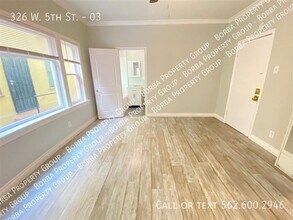 326 W 5th St in Long Beach, CA - Building Photo - Building Photo