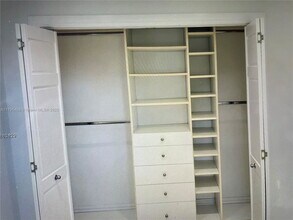10901 SW 107th Ave in Miami, FL - Building Photo - Building Photo