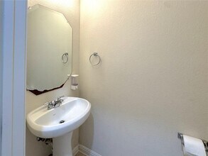 2056 Hat Bender Lp in Round Rock, TX - Building Photo - Building Photo