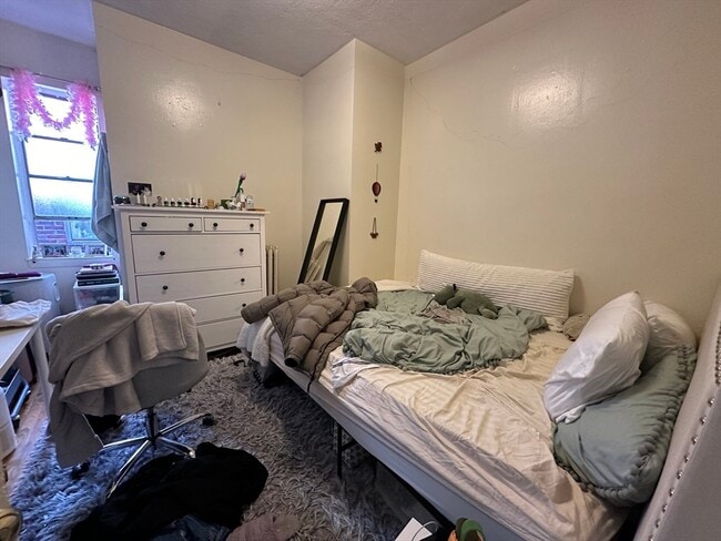 33 Symphony Rd, Unit 2
