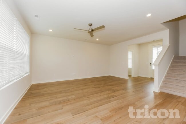 360 Park Glen Dr in Mount Juliet, TN - Foto de edificio - Building Photo