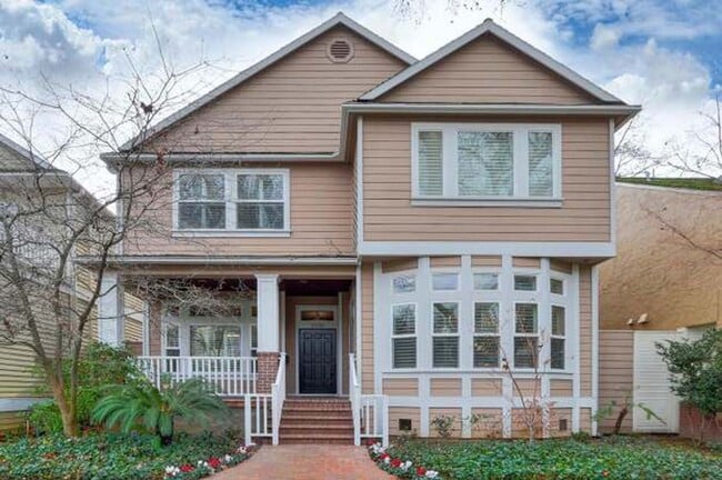 property at 2126 I St