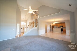 492 Golden Grove Ln in Richmond Hill, GA - Foto de edificio - Building Photo