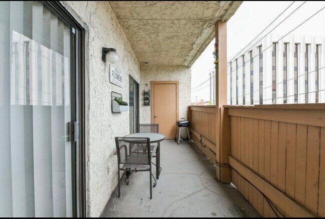 8529 Hearth Dr in Houston, TX - Building Photo - Building Photo