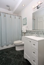 81 Marlborough St, Unit 1 in Boston, MA - Foto de edificio - Building Photo