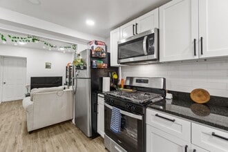 477 Mercer St in Jersey City, NJ - Building Photo - Building Photo