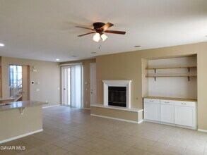 38016 Aidea St in Palmdale, CA - Building Photo - Building Photo