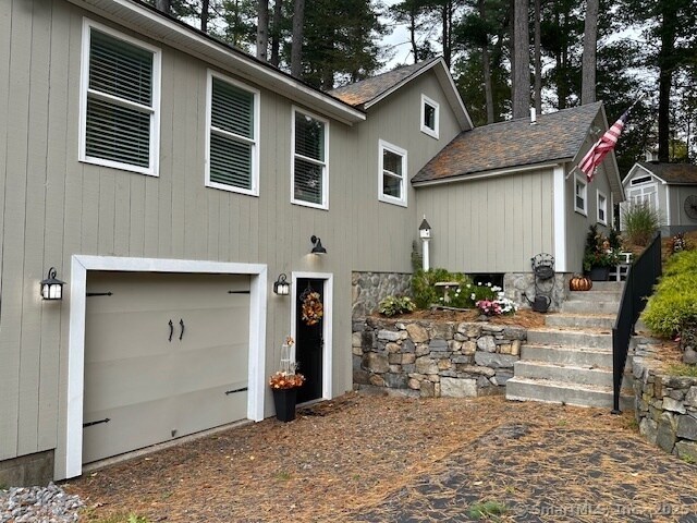 880 W Wakefield Blvd in Winchester, CT - Building Photo - Building Photo