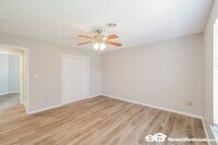 1410 Hawthorne Cir photo'