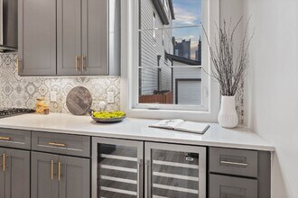 1403 10th Ave N in Nashville, TN - Building Photo - Building Photo