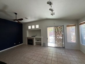 2977 Paseo Hills Way in Henderson, NV - Building Photo - Building Photo