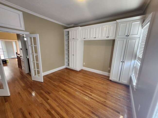 property at 132 W 8th St
