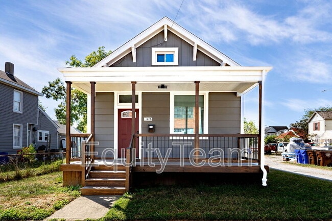 property at 625 Symmes Ave
