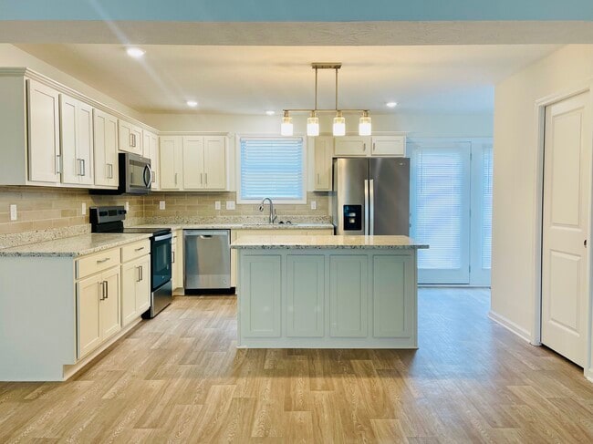property at 921 Buchanan St