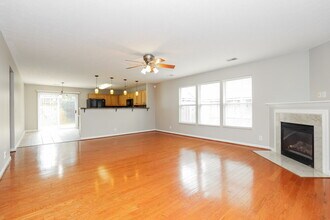 3456 Chandler Cove Way in Nashville, TN - Foto de edificio - Building Photo