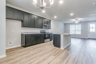 5608 McLanahan Ln in Fort Worth, TX - Building Photo - Building Photo