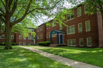 Indy Town Apartments in Indianapolis, IN - Building Photo - Building Photo