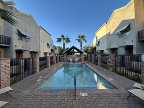 1406 W Main St in Mesa, AZ - Building Photo - Building Photo
