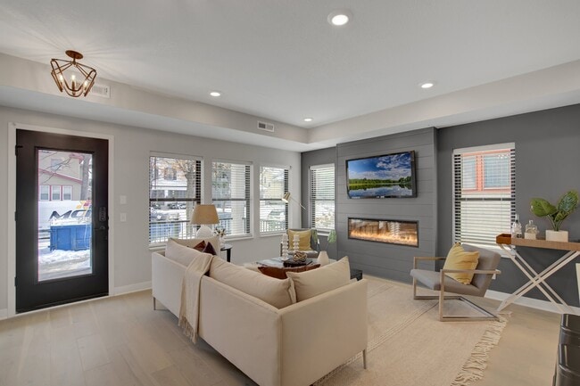 3628 Colfax Ave S in Minneapolis, MN - Building Photo - Building Photo