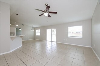 102 Ashley Loop in Davenport, FL - Building Photo - Building Photo